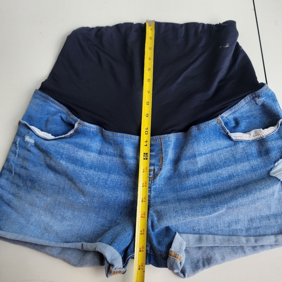 Isabel by Ingrid & Isabel Maternity Womens Midi Shorts Cuffed Hem Blue Size 16 - Picture 4 of 10